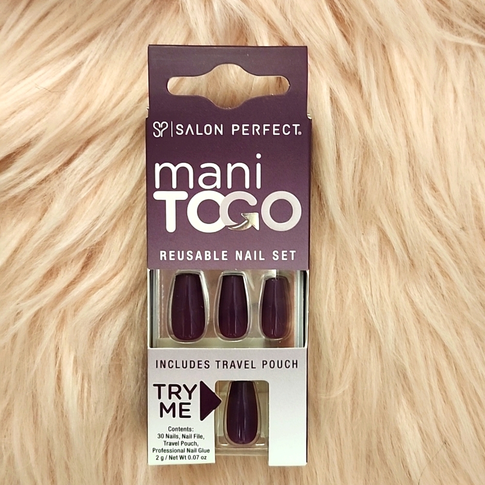 Brand New SALON PERFECT MANI-TO-GO REUSABLE FALSE NAILS-M